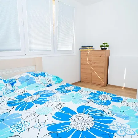 Modern Flat In Apartmán